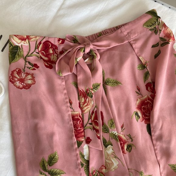 Split Hem Pink Floral Pants - Picture 3 of 4